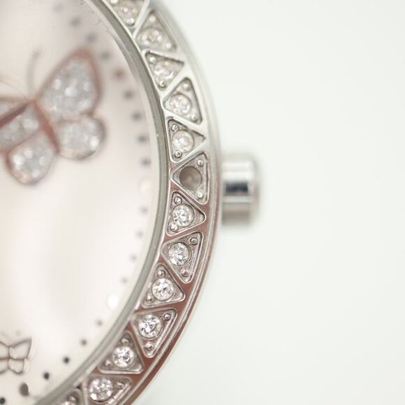 Guess Silver Tone Glitter Butterfly 36mm Watch Steel Bracelet with New Battery - Picture 9 of 15